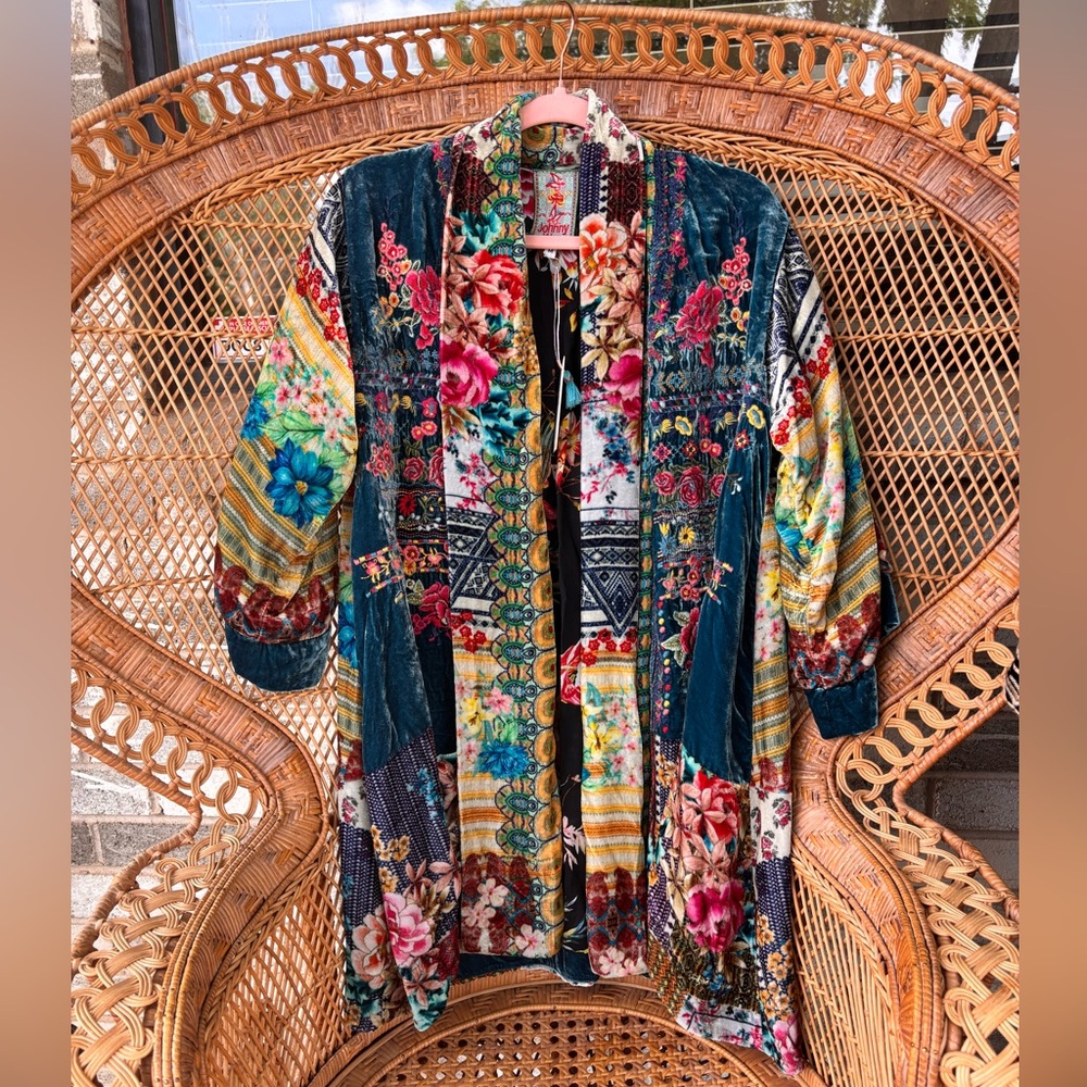 Johnny Was Biza Embroidery Kimono Small NWT